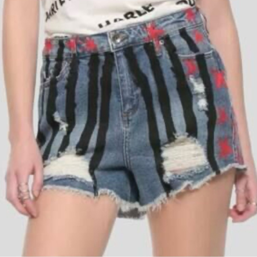 Hot Topic Her Universe Distressed Blue and Black Jean Shorts Size 3 NWT